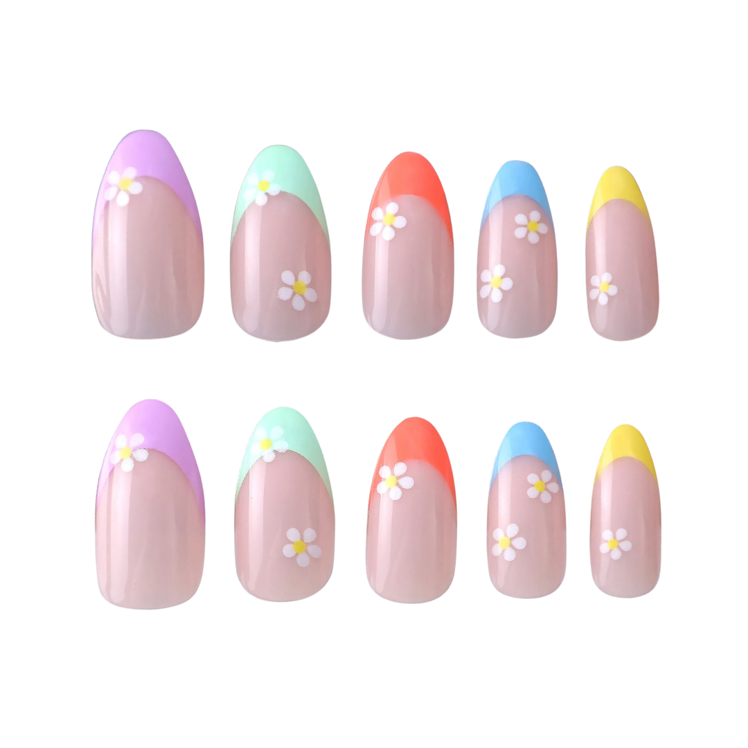 Playful Daisy Press On Nail Set
